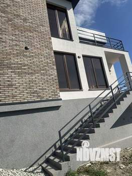 Коттедж 257м&sup2;, 3-этажный, участок 7 сот.  