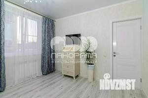 Таунхаус 100м², 2-этажный, участок 1 сот.  