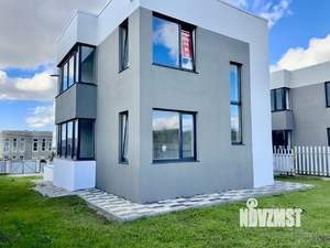 Коттедж 200м², 2-этажный, участок 7 сот.  