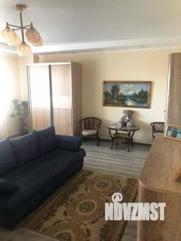 Дом 190м&sup2;, 2-этажный, участок 5 сот.  