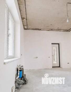 Дом 218м&sup2;, 2-этажный, участок 6 сот.  