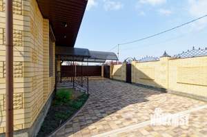 Дом 235м², 2-этажный, участок 6 сот.  