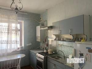 Дом 309м&sup2;, 2-этажный, участок 4 сот.  