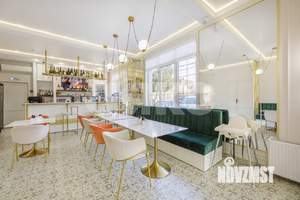 Дом 988м&sup2;, 4-этажный, участок 4 сот.  