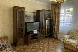 Дом 220м², 2-этажный, участок 6 сот.  