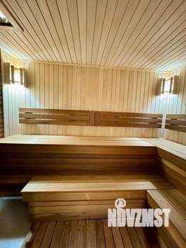 Дом 220м&sup2;, 2-этажный, участок 10 сот.  