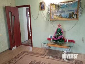 Дом 70м&sup2;, 2-этажный, участок 5 сот.  