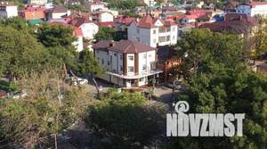 Дом 424м², 2-этажный, участок 2 сот.  