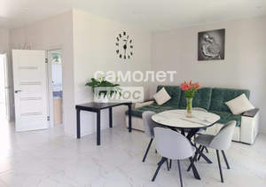 Дом 98м&sup2;, 1-этажный, участок 6 сот.  