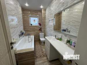 Дом 210м², 2-этажный, участок 4 сот.  