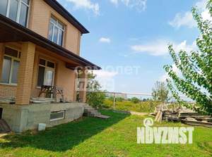 Дом 221м², 2-этажный, участок 5 сот.  