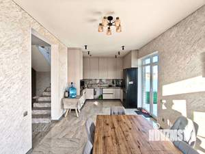 Дом 160м&sup2;, 2-этажный, участок 5 сот.  