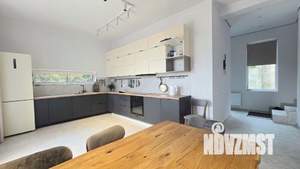 Дом 150м&sup2;, 2-этажный, участок 12 сот.  