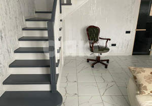 Дом 500м&sup2;, 2-этажный, участок 11 сот.  