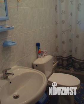 Дом 250м², 3-этажный, участок 4 сот.  