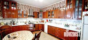 Дом 244м&sup2;, 2-этажный, участок 20 сот.  