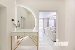 Дом 260м², 2-этажный, участок 45 сот.  