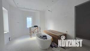 Коттедж 680м&sup2;, 2-этажный, участок 11 сот.  