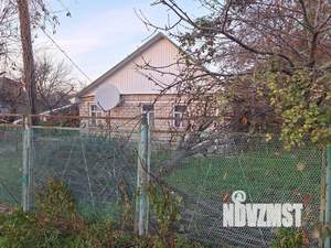 Дом 40м&sup2;, 2-этажный, участок 11 сот.  