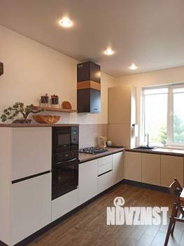 Дом 115м&sup2;, 2-этажный, участок 8 сот.  