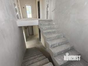 Дом 188м&sup2;, 2-этажный, участок 4 сот.  