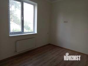 Дом 80м&sup2;, 2-этажный, участок 4 сот.  