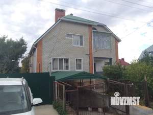 Дом 289м², 2-этажный, участок 10 сот.  