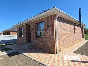 Дом 100м&sup2;, 1-этажный, участок 6 сот.  