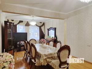 Дом 268м&sup2;, 2-этажный, участок 5 сот.  