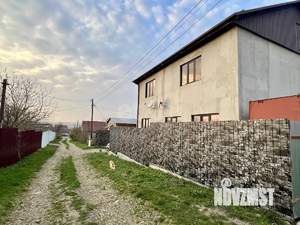 Дом 181м², 2-этажный, участок 5 сот.  