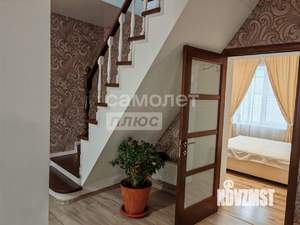 Дом 165м², 2-этажный, участок 8 сот.  
