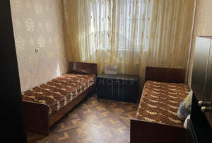 Дом 220м², 2-этажный, участок 6 сот.  
