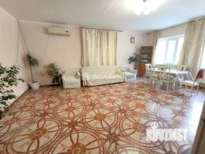 Дом 540м², 3-этажный, участок 8 сот.  