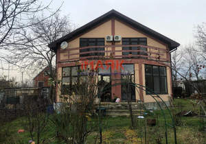 Дом 220м², 2-этажный, участок 8 сот.  