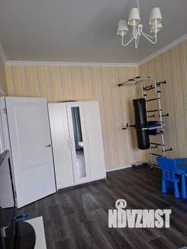 Дом 104м&sup2;, 2-этажный, участок 4 сот.  