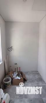 Дом 100м&sup2;, 2-этажный, участок 4 сот.  