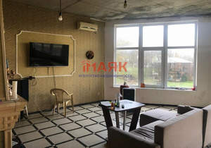 Дом 220м², 2-этажный, участок 8 сот.  