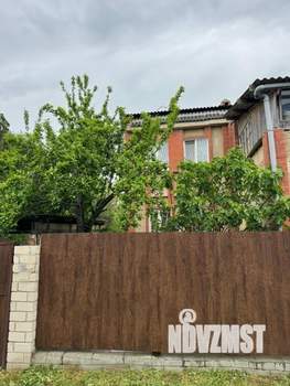 Дом 80м&sup2;, 2-этажный, участок 8 сот.  