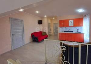 Дом 162м&sup2;, 2-этажный, участок 4 сот.  