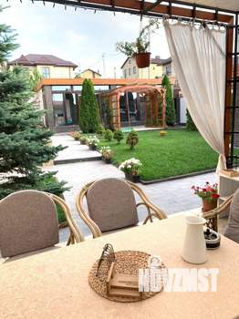 Коттедж 350м², 2-этажный, участок 6 сот.  