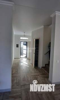 Дом 123м&sup2;, 2-этажный, участок 3 сот.  