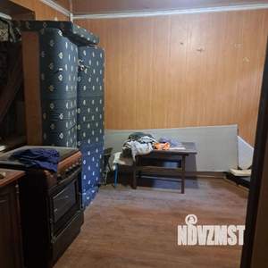 Дом 60м², 2-этажный, участок 10 сот.  