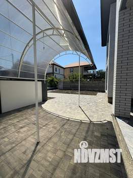 Дом 211м&sup2;, 2-этажный, участок 7 сот.  