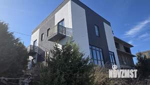 Дом 208м&sup2;, 2-этажный, участок 6 сот.  