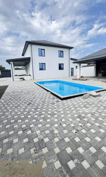 Дом 233м&sup2;, 2-этажный, участок 8 сот.  