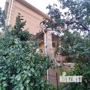 Дом 460м², 4-этажный, участок 11 сот.  