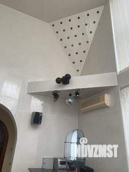 Дом 550м&sup2;, 2-этажный, участок 8 сот.  