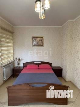 Дом 112м&sup2;, 3-этажный, участок 1 сот.  