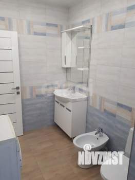 Дом 272м&sup2;, 3-этажный, участок 3 сот.  