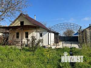 Дом 40м&sup2;, 2-этажный, участок 15 сот.  